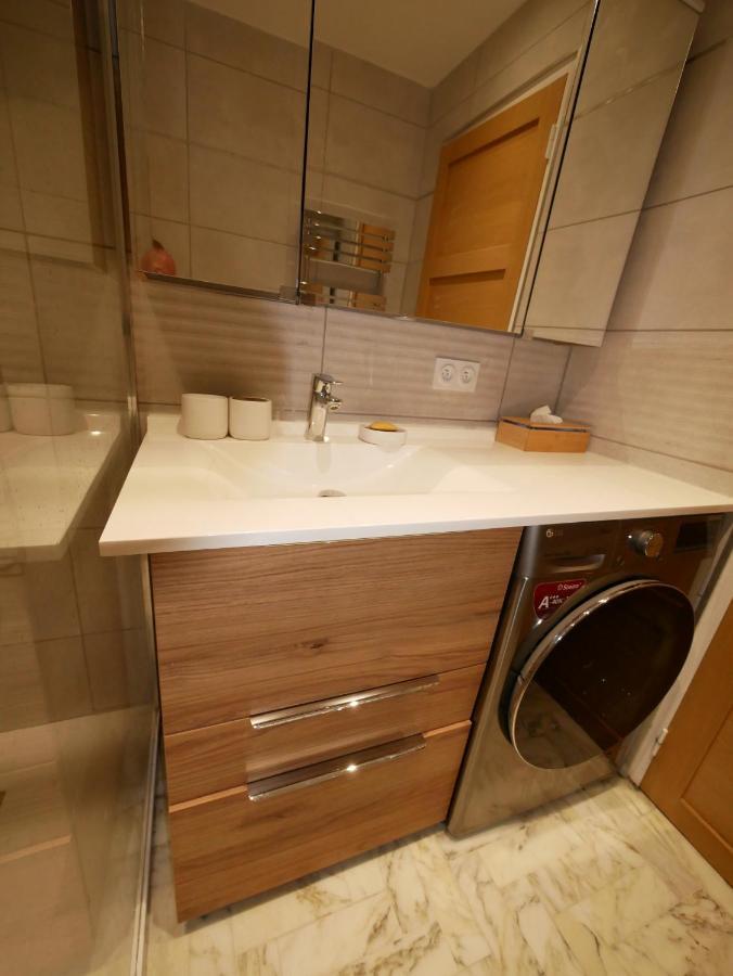 Appartement Portissol, calme et pinède à Sanary-sur-Mer Extérieur photo